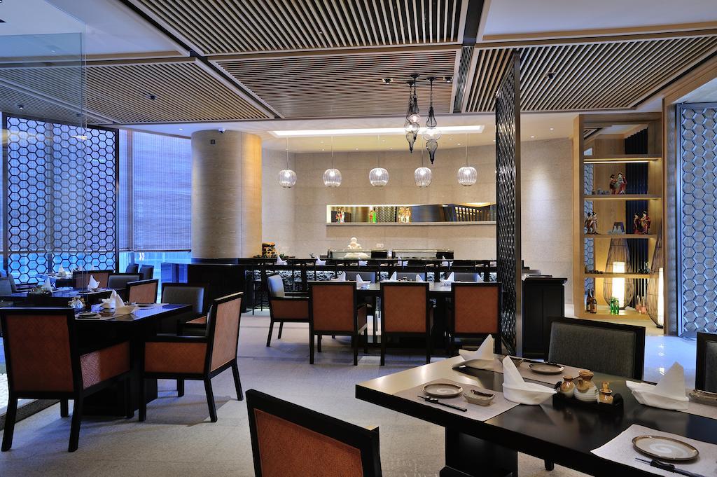 Dongguan Kande International Hotel-During The Canton Fair, Guests Can Enjoy Free Shuttle Buses To The Canton Fair Exhibition Hall Extérieur photo