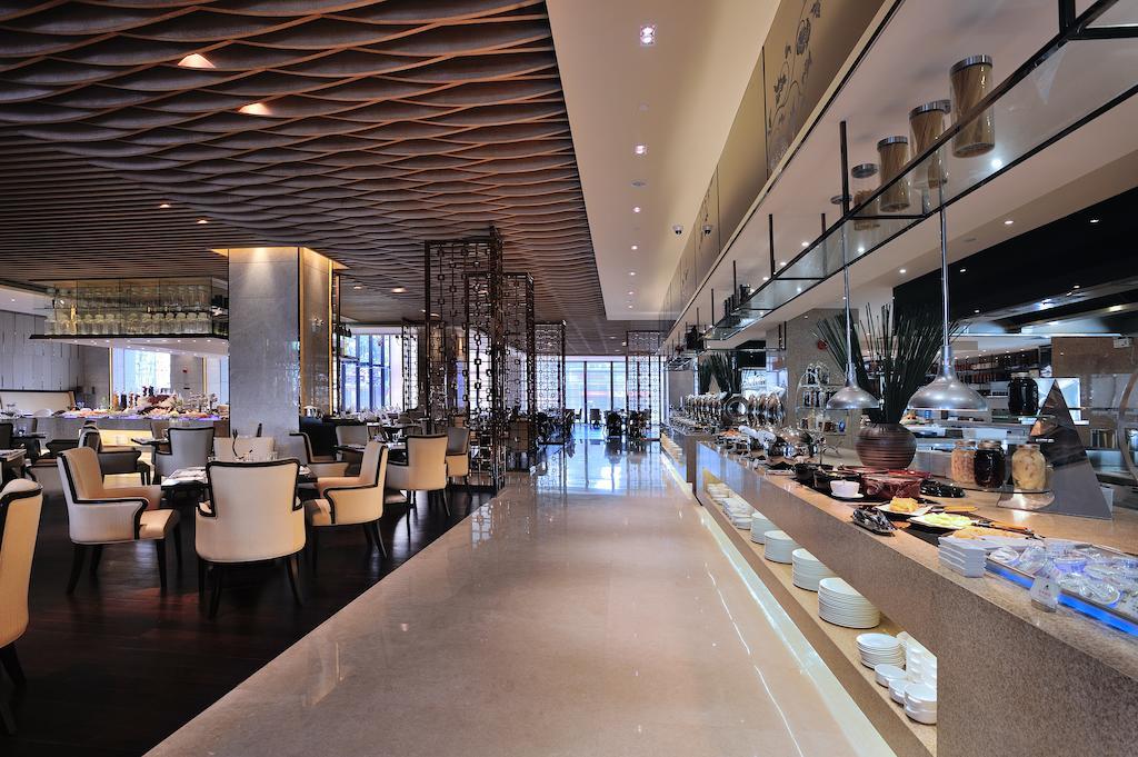 Dongguan Kande International Hotel-During The Canton Fair, Guests Can Enjoy Free Shuttle Buses To The Canton Fair Exhibition Hall Extérieur photo