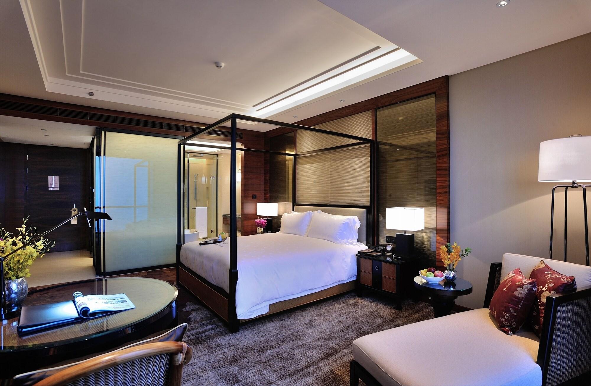 Dongguan Kande International Hotel-During The Canton Fair, Guests Can Enjoy Free Shuttle Buses To The Canton Fair Exhibition Hall Extérieur photo