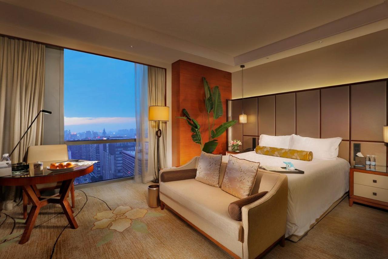 Dongguan Kande International Hotel-During The Canton Fair, Guests Can Enjoy Free Shuttle Buses To The Canton Fair Exhibition Hall Extérieur photo