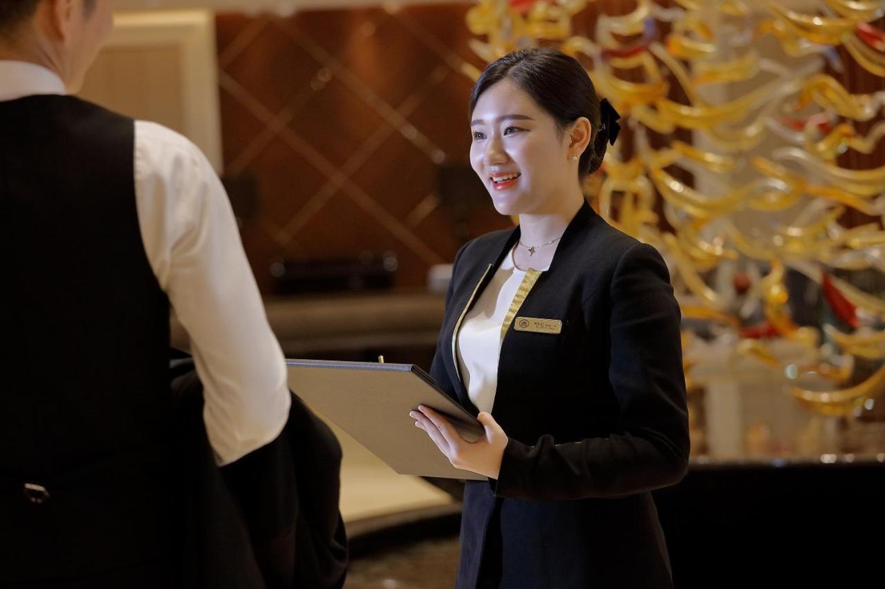 Dongguan Kande International Hotel-During The Canton Fair, Guests Can Enjoy Free Shuttle Buses To The Canton Fair Exhibition Hall Extérieur photo